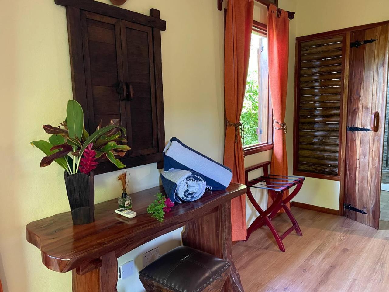 La Digue Holiday Villa Buitenkant foto
