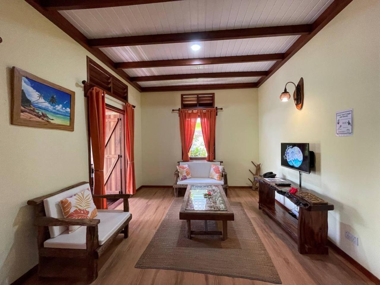 La Digue Holiday Villa Buitenkant foto