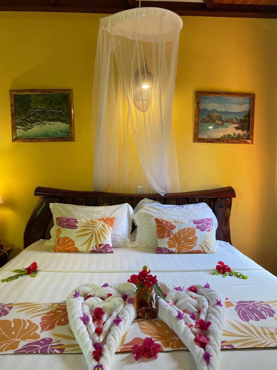 La Digue Holiday Villa Buitenkant foto