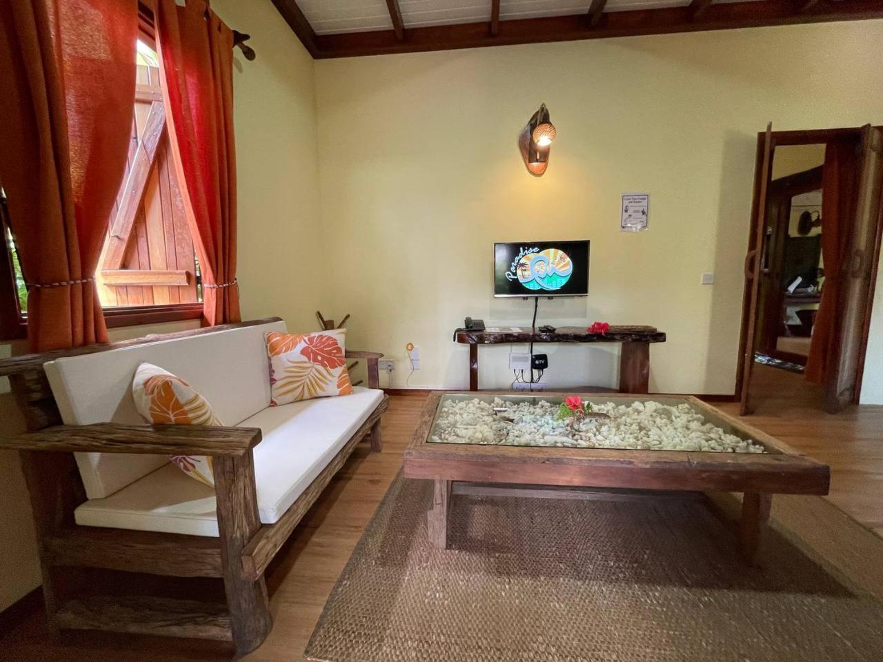 La Digue Holiday Villa Buitenkant foto
